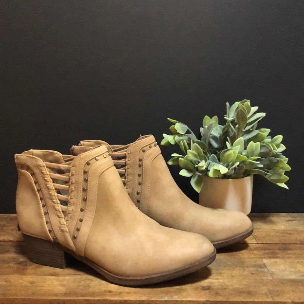 “Sugar” Boho ankle boots - Picture 1 of 12